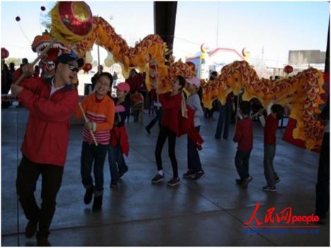 美國鳳凰城兩大中文學校慶祝中國新年傳承中華文化
